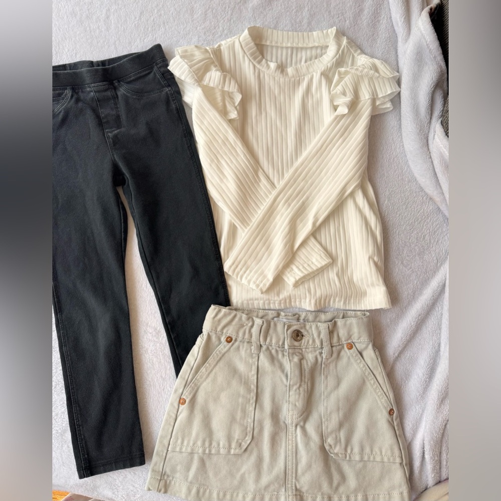 Girls size 6 ZARA bundle leggings, skirt and top